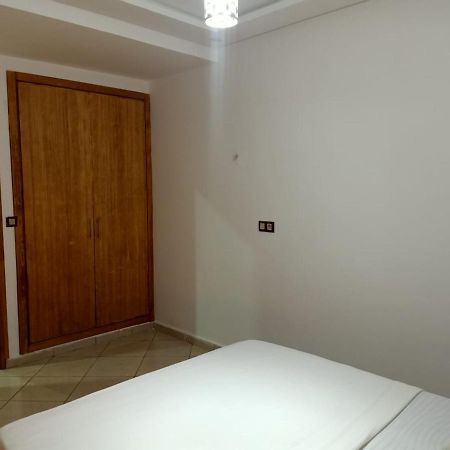Appartement De Luxe A Deux Pas De La Mer 迈尔提勒 外观 照片